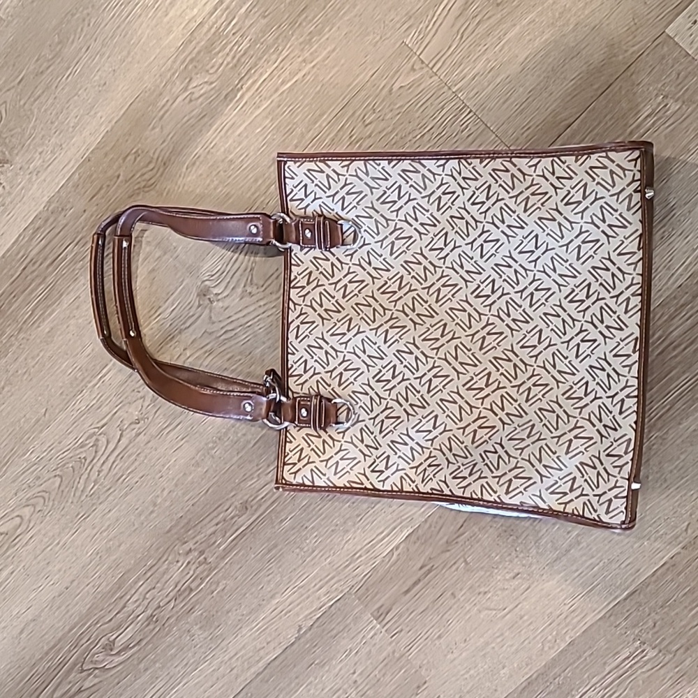 Jones New York Tote